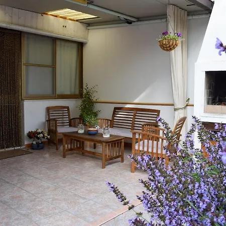 La Casa Del Carrubo 度假居 卡利亚里