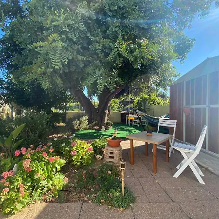 La Casa Del Carrubo 卡利亚里